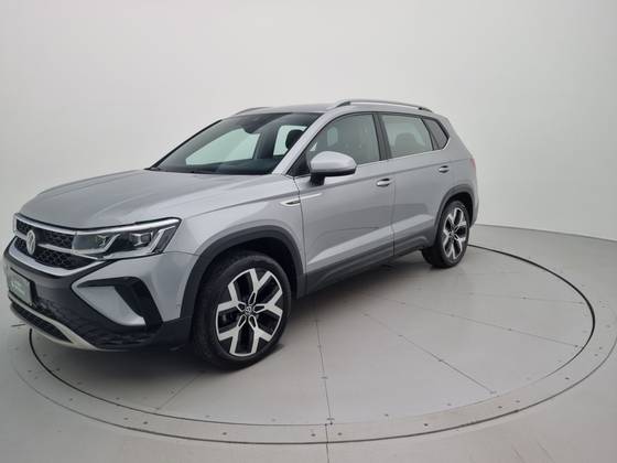 VOLKSWAGEN TAOS 1.4 250 TSI TOTAL FLEX HIGHLINE AUTOMÁTICO
